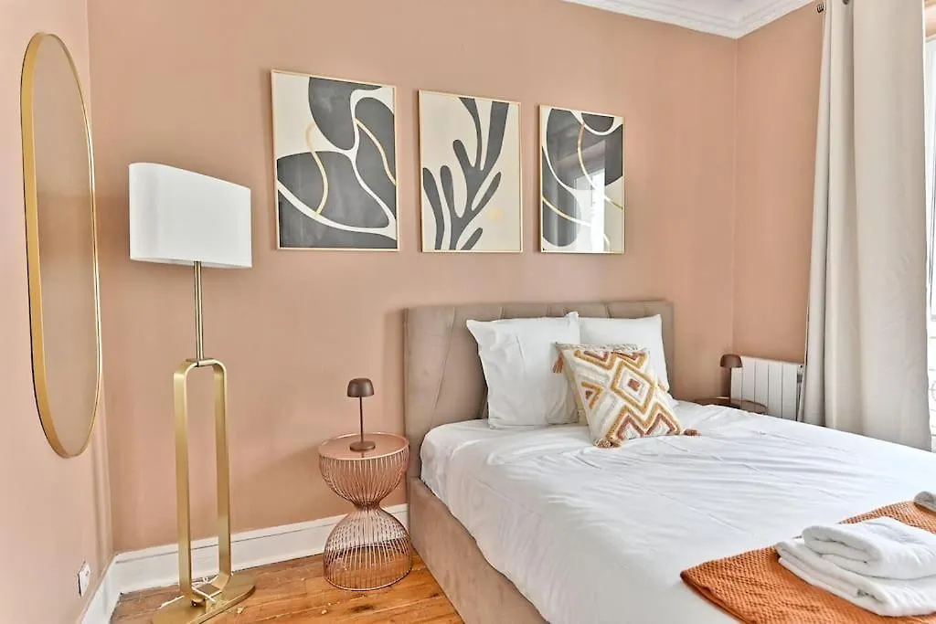 Cosy Et Colore Au Coeur De Apartment Paris